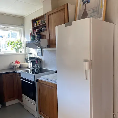 아파트 Charming Older House With Private Parking