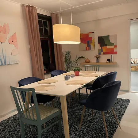 Charming Older House With Private Parking Stavanger