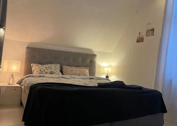 Charming Older House With Private Parking Lägenhet Stavanger