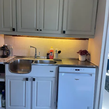Daire Charming Older House With Private Parking *